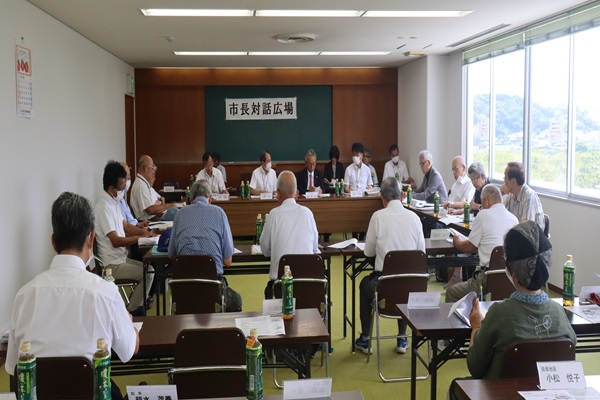 市長対話の様子2