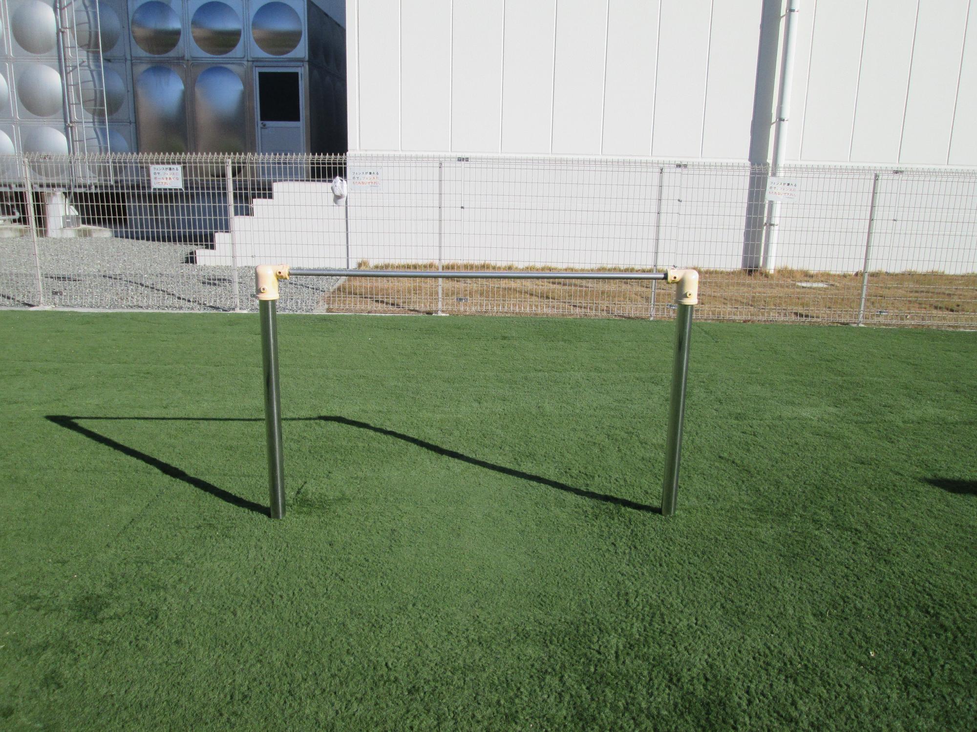 遺跡北公園鉄棒