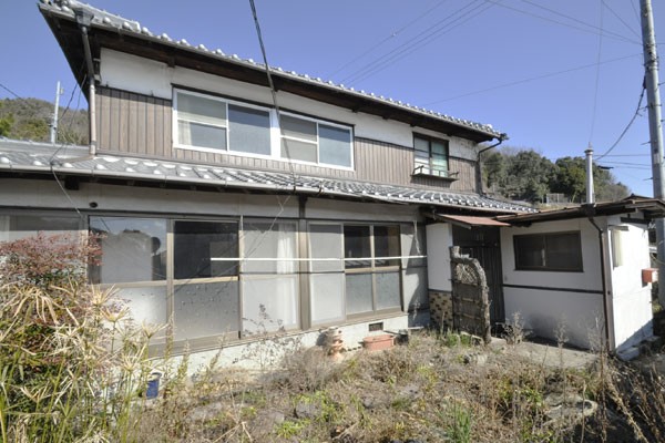 木造2階建の物件番号19の外観写真