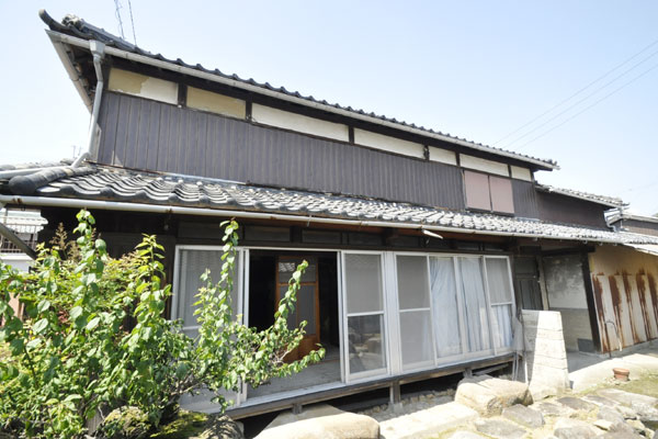 庭付き2階建て物件番号6外観写真
