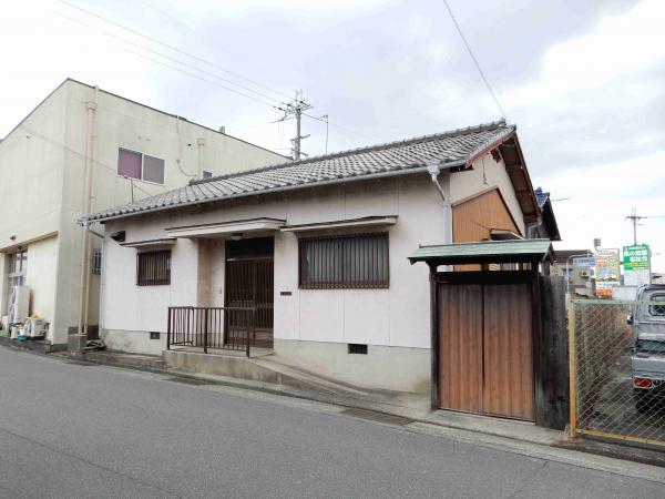 木造2階建の物件番号63の外観写真